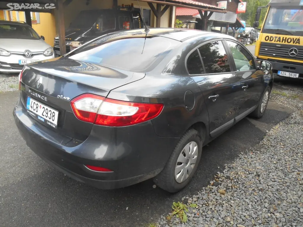 Renault fluence 1,6 benzin - fotka 4