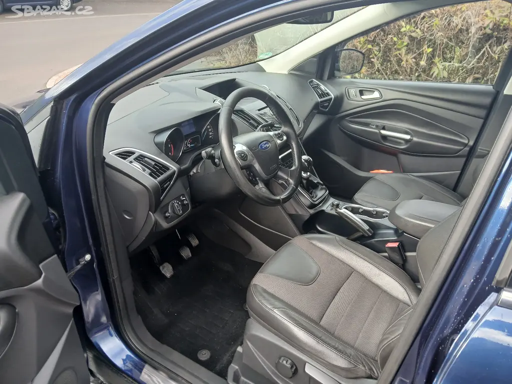 Ford Kuga, 2.0 TDCi 4x4 Navi serviska - fotka 4