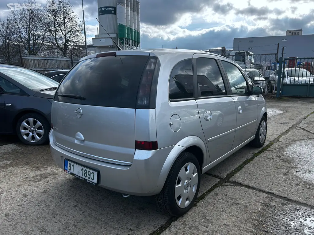 Opel Meriva, 1,6 16V, najeto 99.000 km - fotka 4