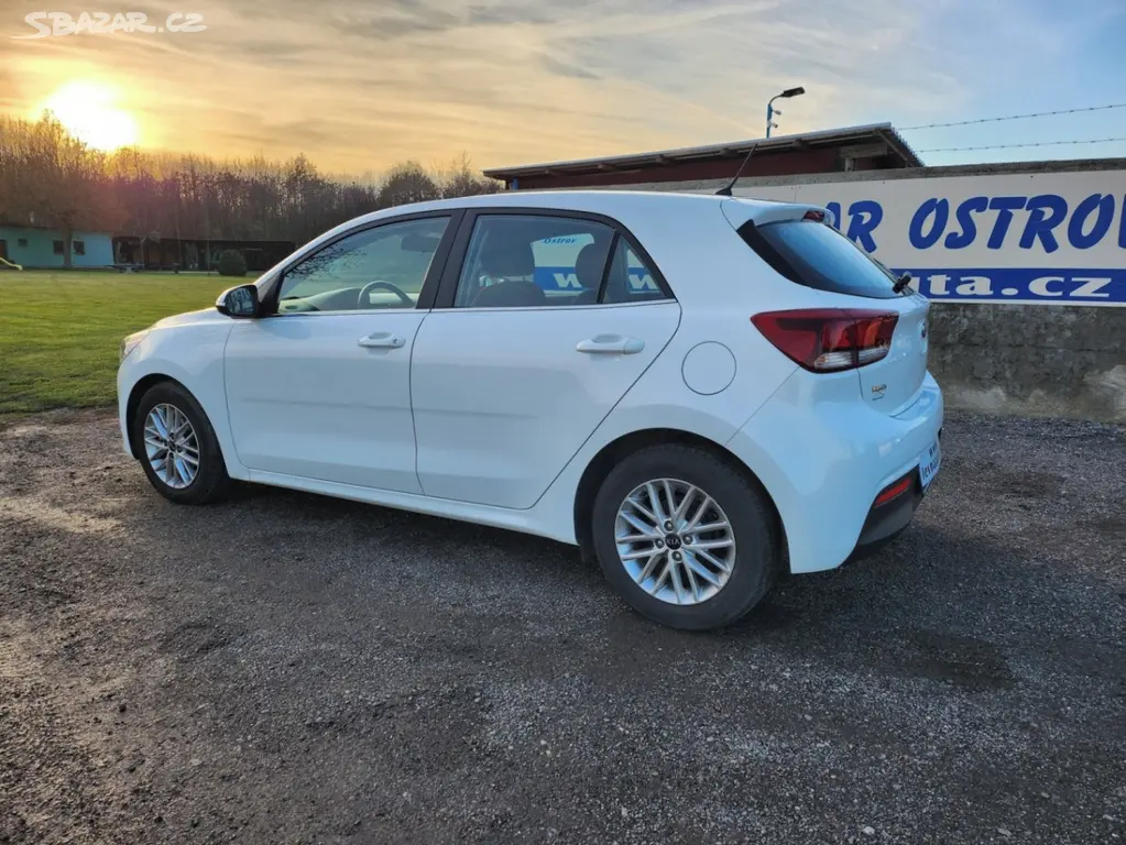 Kia Rio 1.4 AUTOMAT , 41000KM. - fotka 5