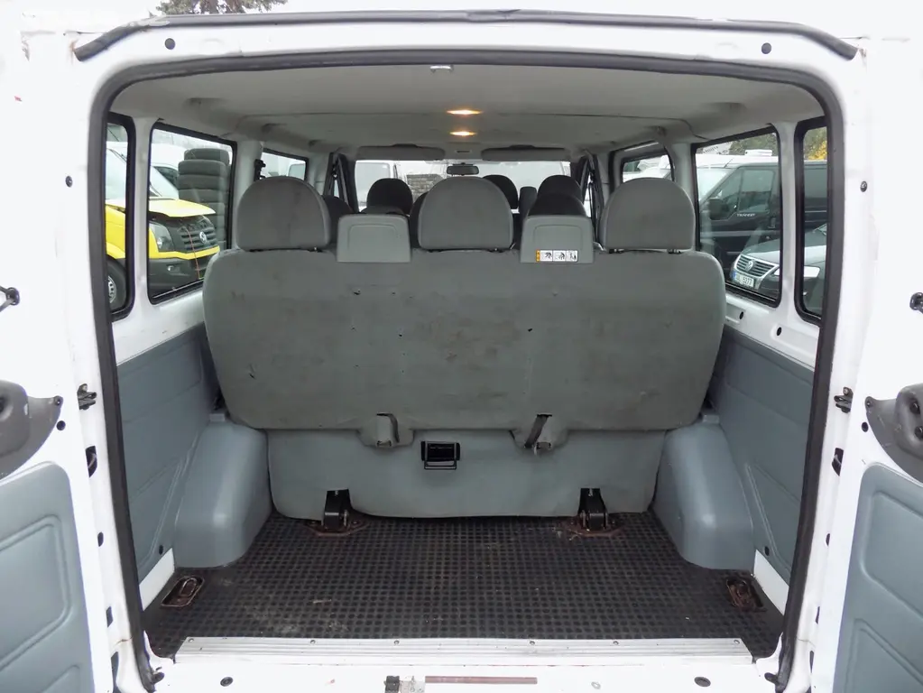 Ford Transit 2.2 TDCI SWB TREND AC 9 MÍST - fotka 5