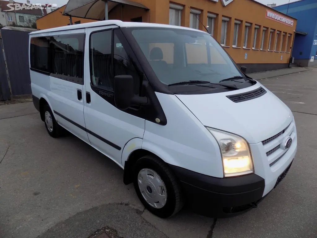 Ford Transit 2.2 TDCI SWB TREND AC 9 MÍST - fotka 2