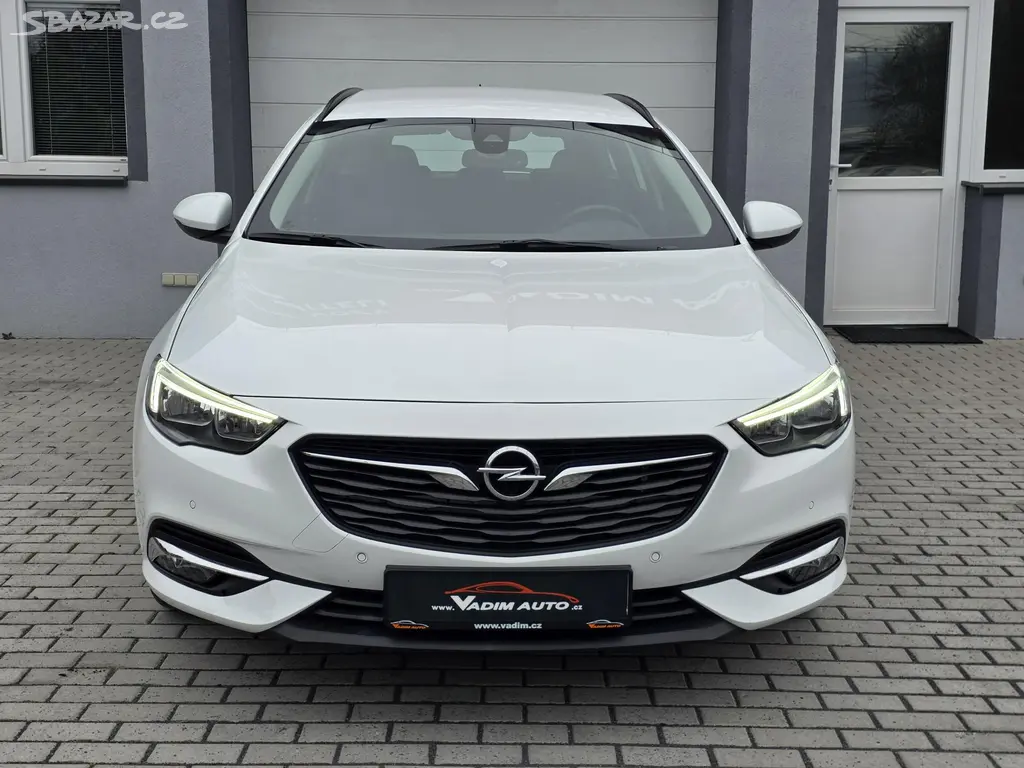 Opel Insignia, 2.0 CDTi 125KW AUTOMAT ČR NOVÉ - fotka 5