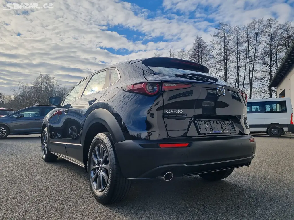 Mazda CX-30, 2.0 Skyactiv G, LED, HUD - fotka 3