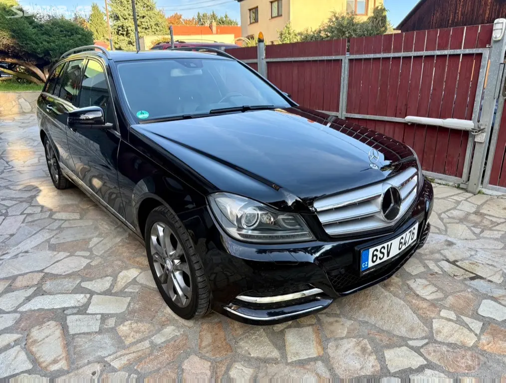 Mercedes-Benz Třídy C, 200 CGI 135KW AVANTGARDE - fotka 3