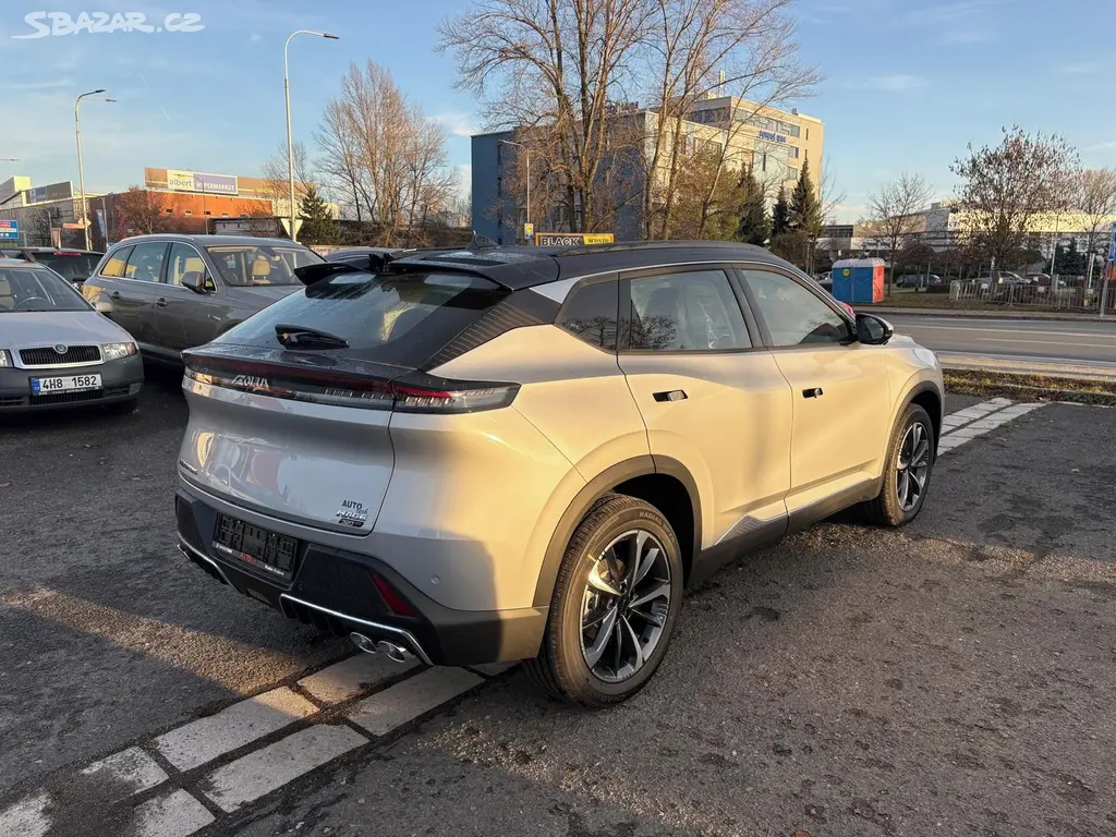 Dongfeng Mage, 1.5T 145kw E2 Silver / Black - fotka 4