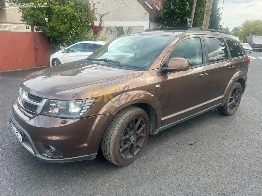 Fiat Freemont 2.0MJT 125kW 7 míst 4x4 rv 2013 - fotka 3
