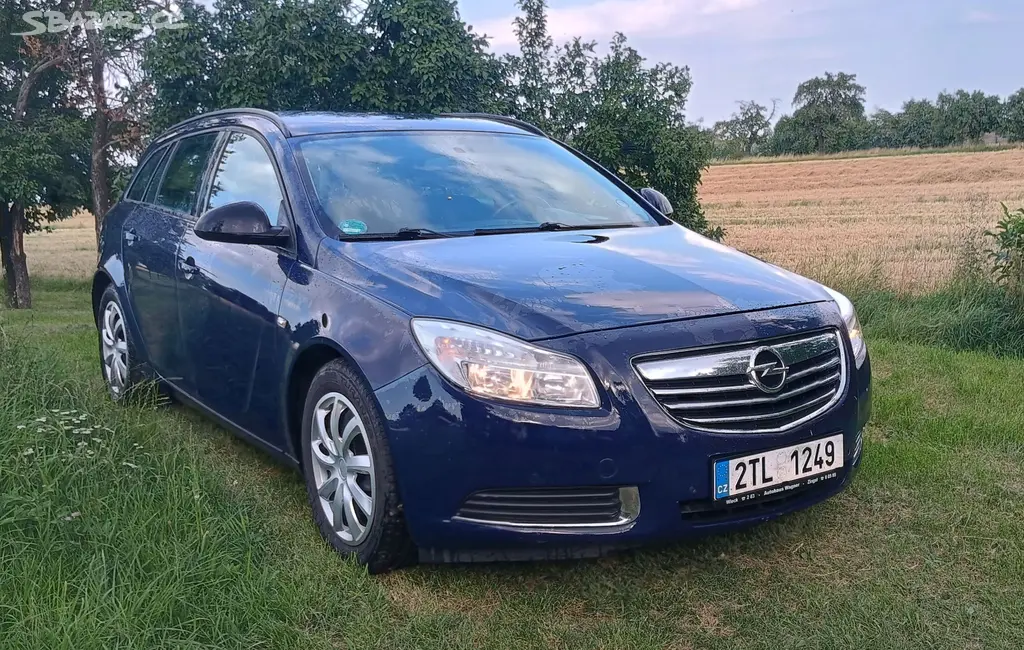 Náhled: Opel Insignia 2011 Sports Tourer 118kW, STK 8/27