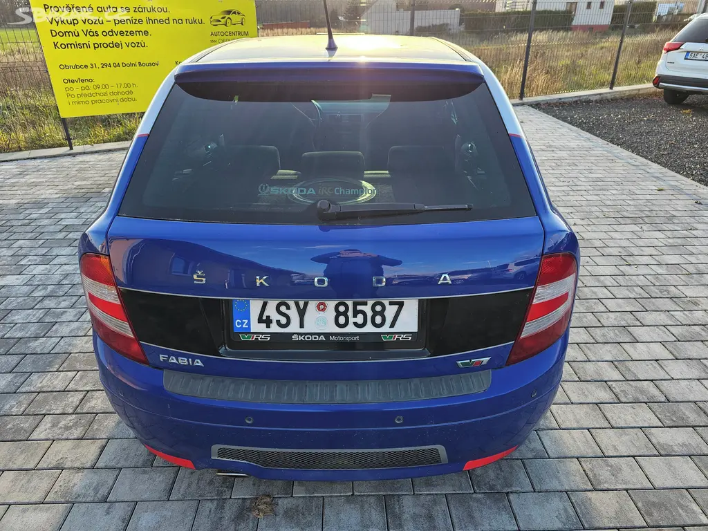 Škoda Fabia, 1.6 74 KW - fotka 6