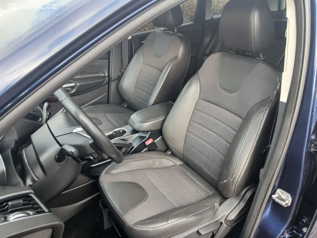 Ford Kuga, 2.0 TDCi 4x4 Navi serviska - fotka 5