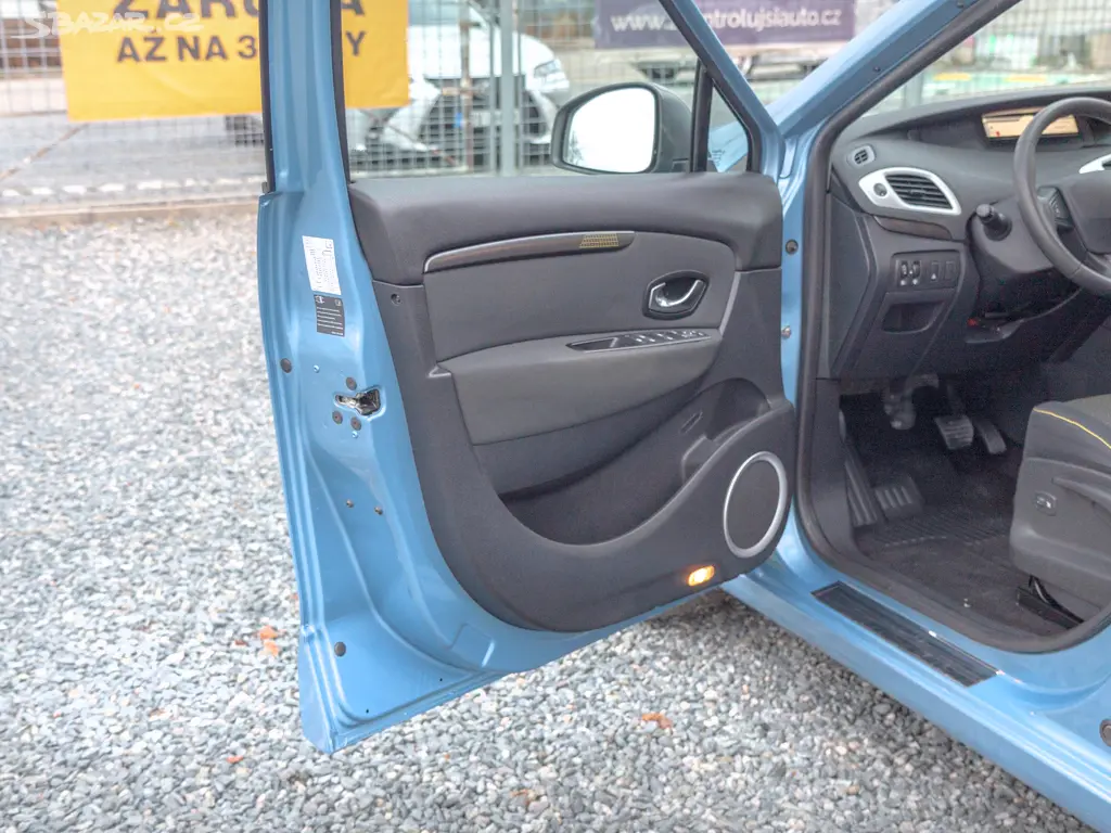 Renault Scénic ČR 1.5DCI 81KW NAVI AUTOMAT - fotka 4