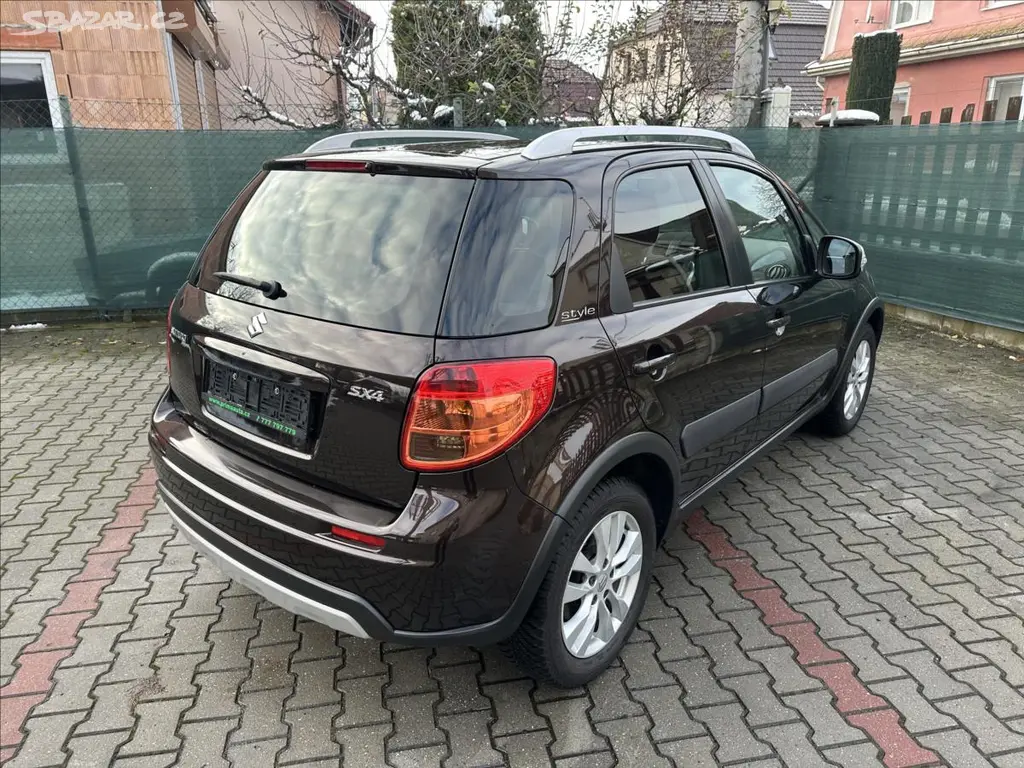 Suzuki SX4, 1,6 1.majitel ! - fotka 3