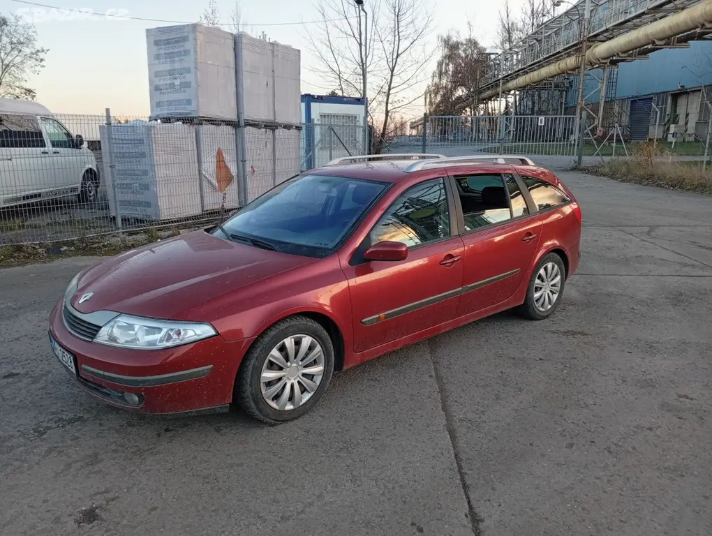 Renault Laguna 1.8-16V-r.v.2003 STK do 19.11.2027 - fotka 2