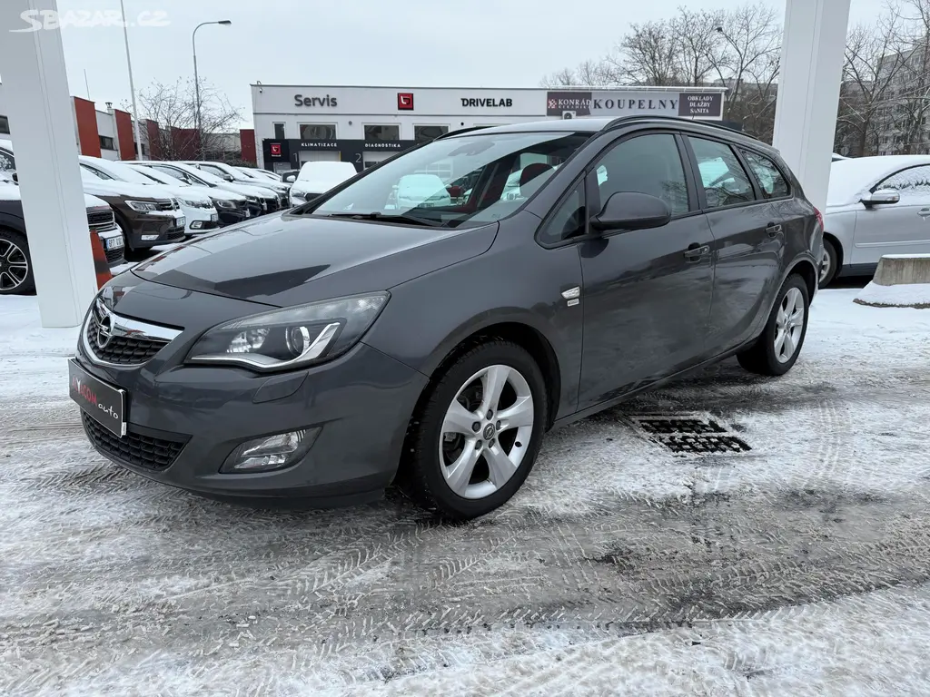 Opel Astra, 1.7 CDTi 81kW - fotka 2