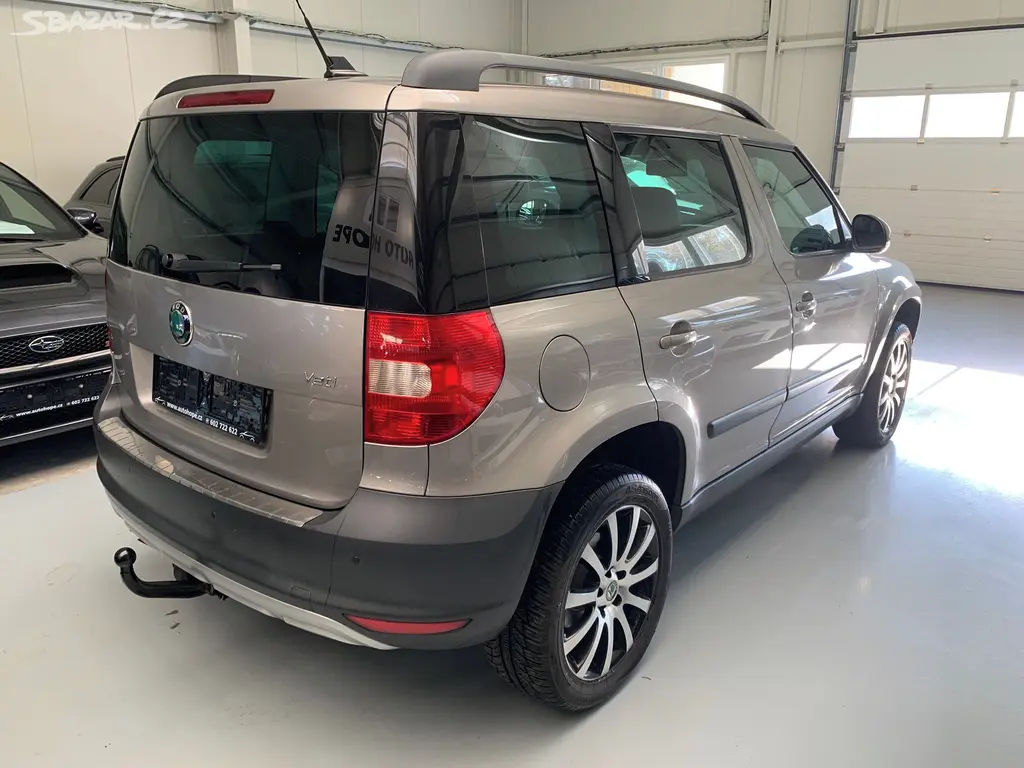 Škoda Yeti, 2.0 TDI DSG 4x4 Elegance - fotka 6