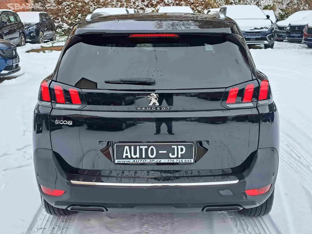 Peugeot 5008, 1,2PT EAT8 ALLURE - fotka 5