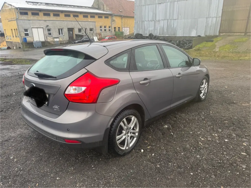 Ford Focus 1.0 92kw - fotka 6