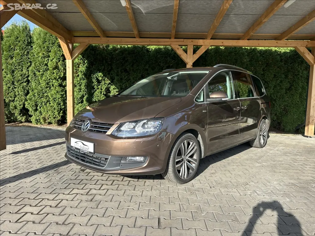 Volkswagen Sharan, 2,0 TDi 130kW EDICE LIFE FULL - fotka 2