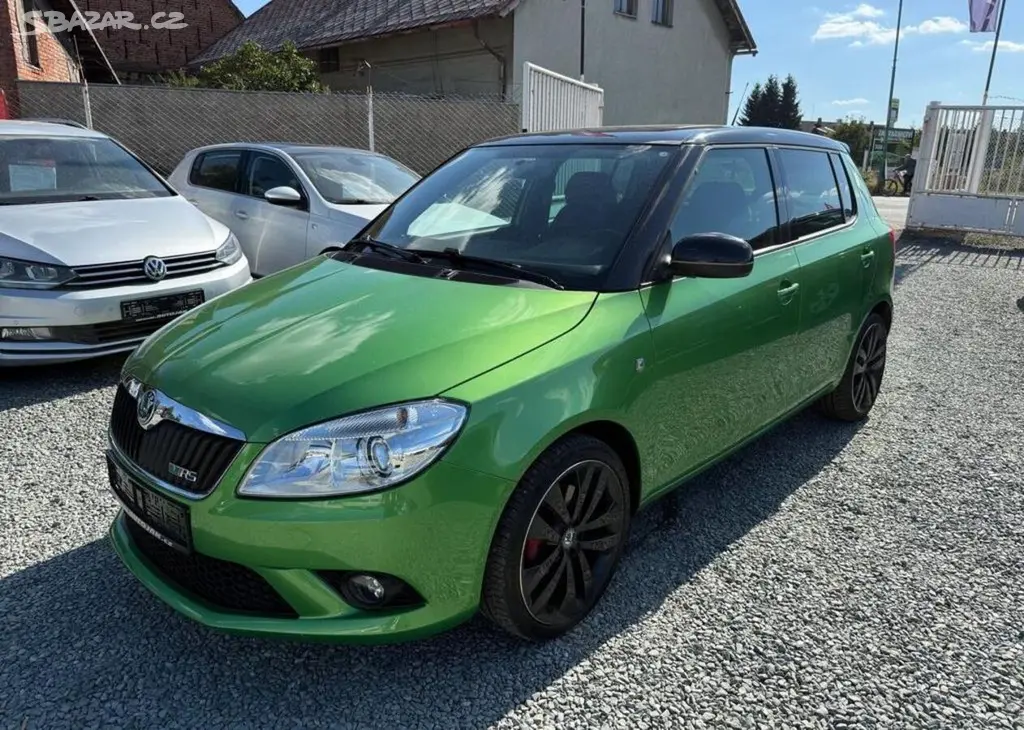 Škoda Fabia 1.4 TSI RS DSG benzín automatická - fotka 2