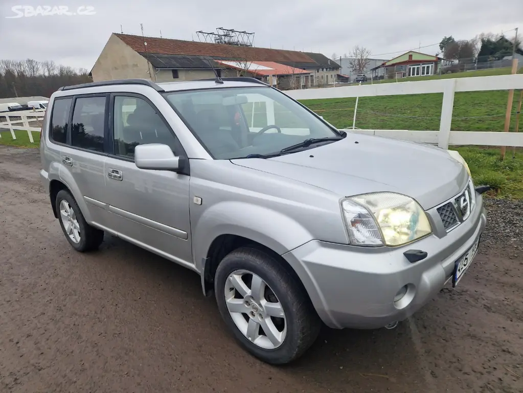 Nissan x-trail 2.5 benzin 4x4 - AUTOMAT -