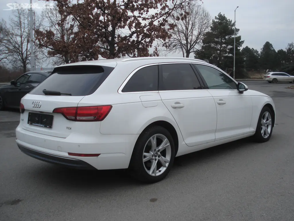 Audi A4, 2.0 TDI PANOR. 130 KW S-TRON. - fotka 5