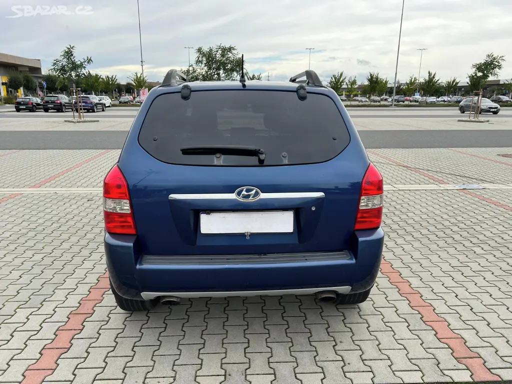Hyundai Tucson 2.0 CRDi 103kw po 1maj v ČR NAVI - fotka 4