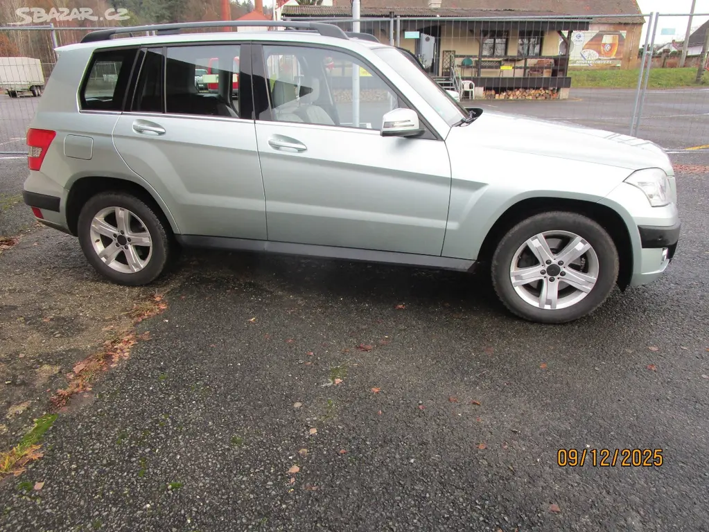 Mercedes-Benz GLK 320 CDI 4Matic TK do 8/2027 - fotka 2