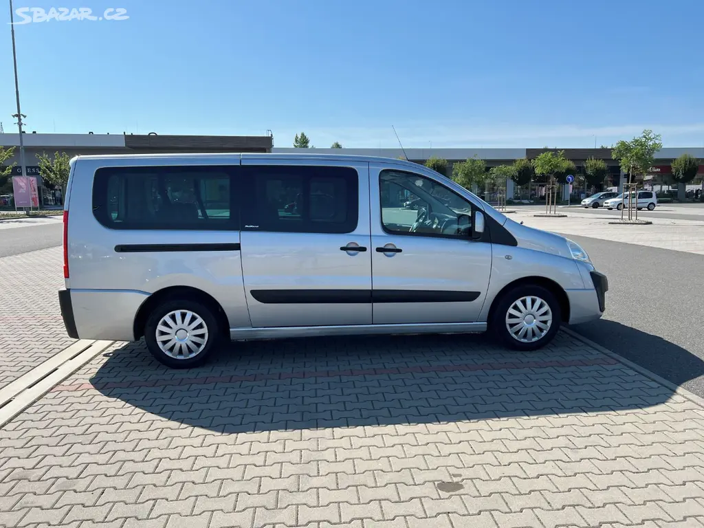 Fiat Scudo 2.0 JTD 100kw 2 šoupačky 8 míst TZ long - fotka 2