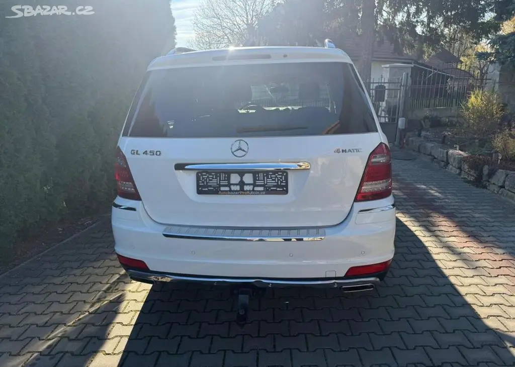 Mercedes-Benz GL 450i /250kw 4x4 7 Míst Tažné - fotka 6