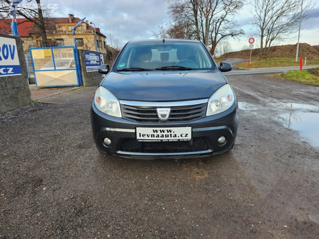 Dacia Sandero 1.4 MPI KLIMA stk - fotka 2