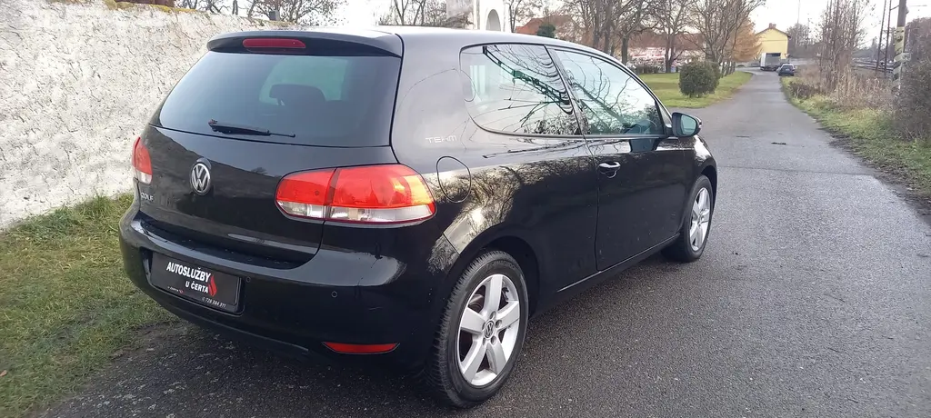 Volkswagen golf VI 1.4i 16v comfort, klima, výhřev - fotka 3