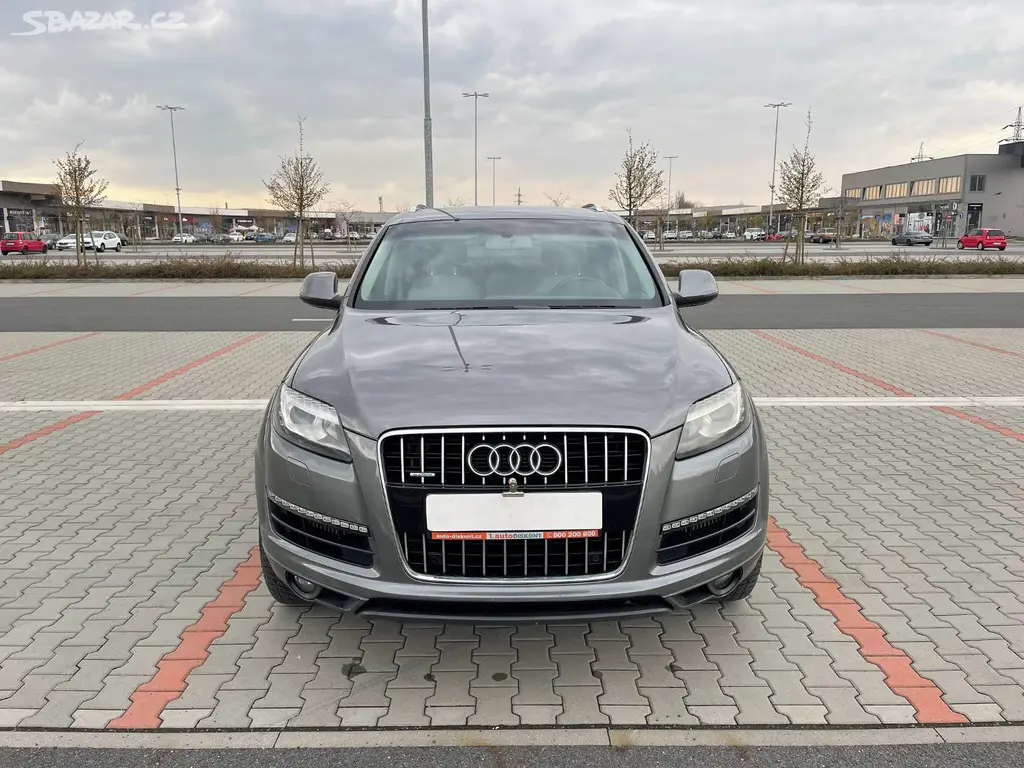 Audi Q7 3.0 TDi 176kw po faceliftu, 8 rychl. NAVI - fotka 6