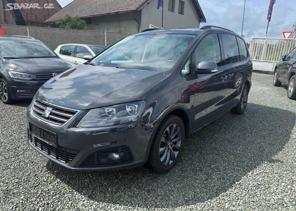 Seat Alhambra 2.0 TDI STYLE CONNECT nafta manuální - fotka 2