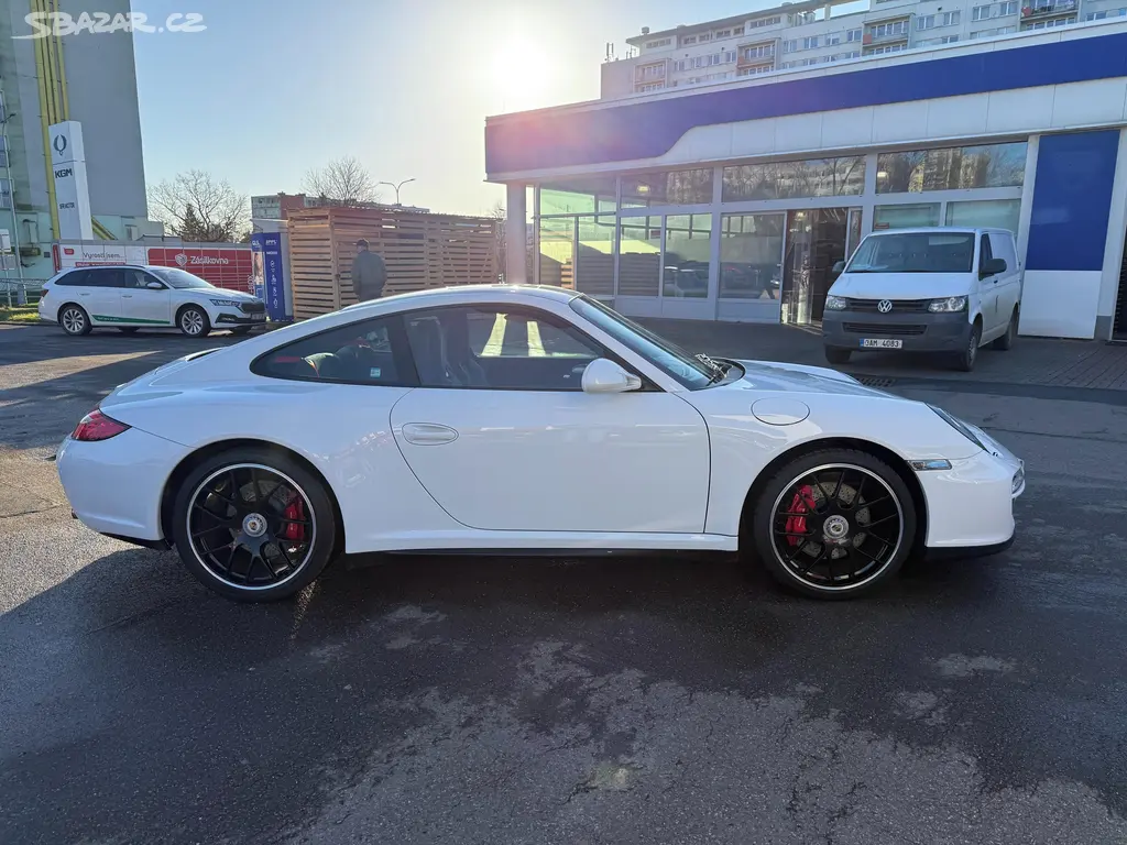 Porsche 911, 4 GTS - fotka 5