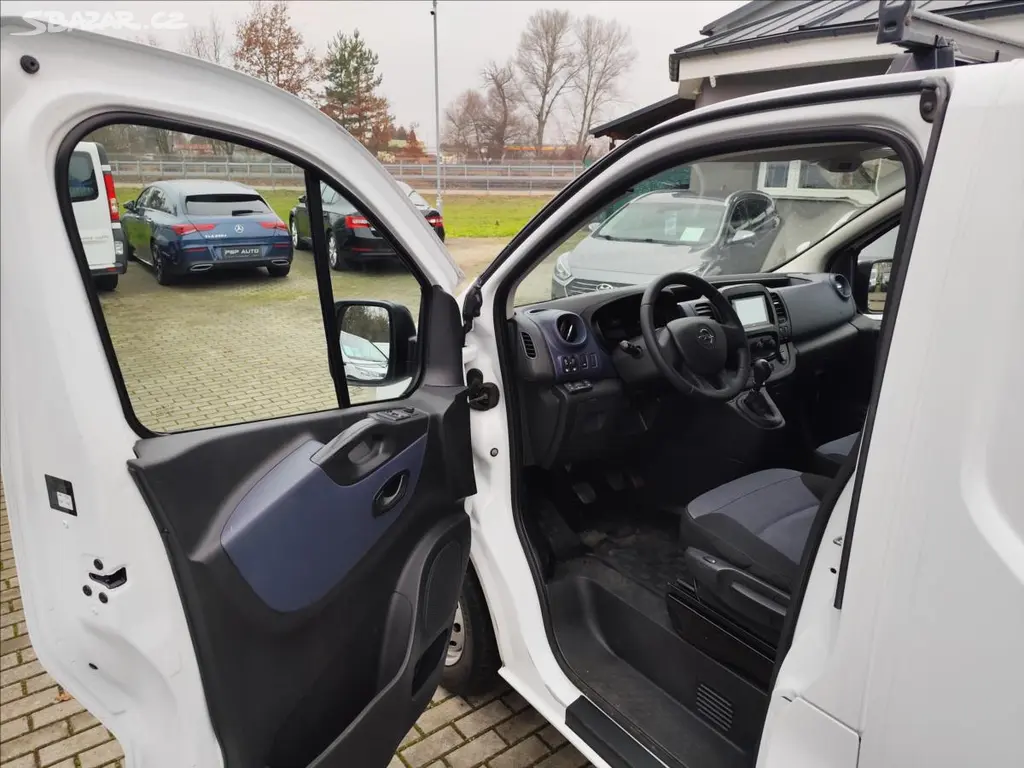 Opel Vivaro, 1,6CDTi 89KW L2 REGÁLY NEZ.TOP - fotka 3