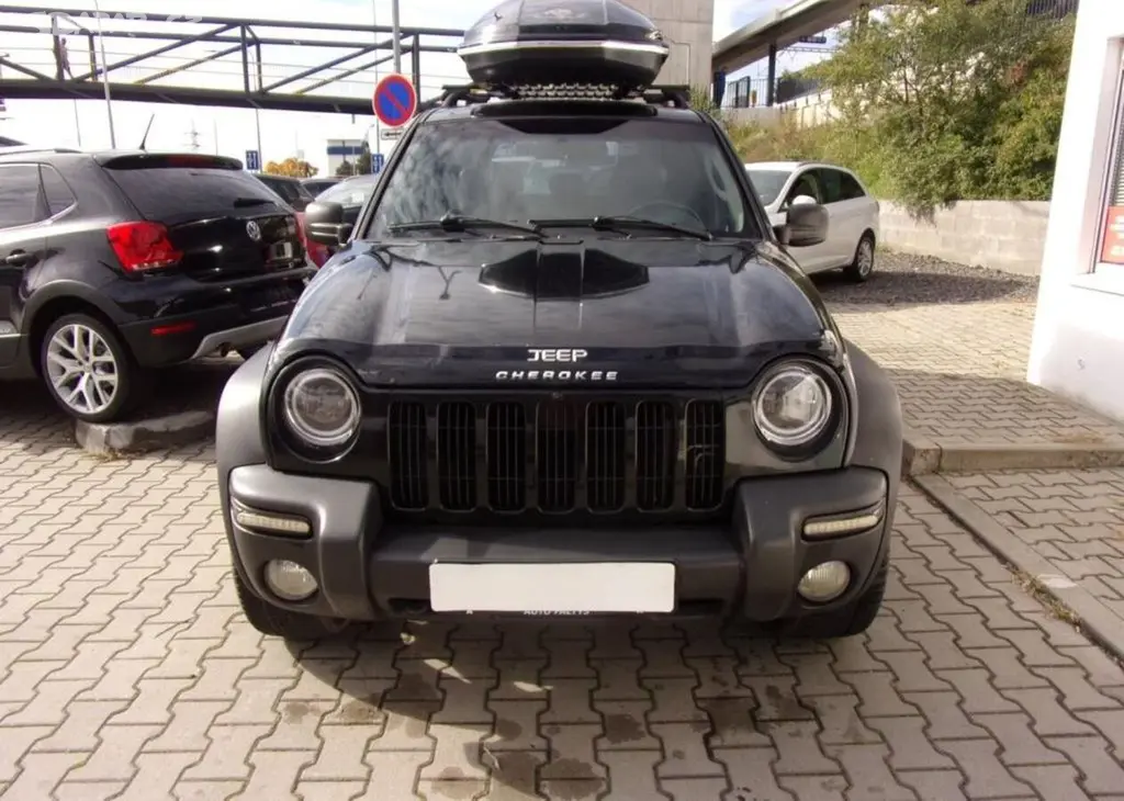 Jeep Cherokee 2,5 CRD 4x4 Limited Edition nafta - fotka 3