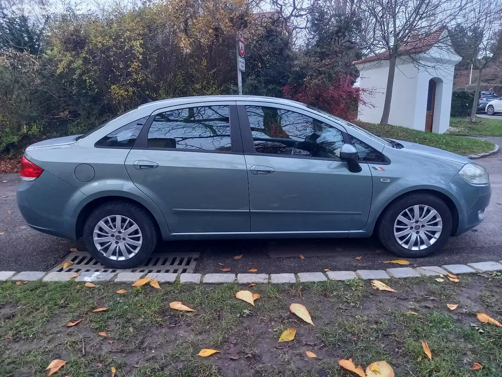 Fiat Linea 1.3 JTDI - 2008 117.000 km PO SERVISE - fotka 2