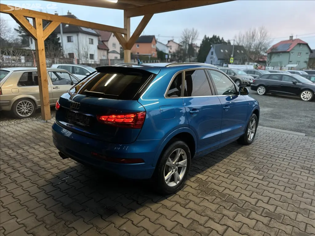 Audi Q3, 2,0 TDi 135kW S-LINE QUATTRO - fotka 4