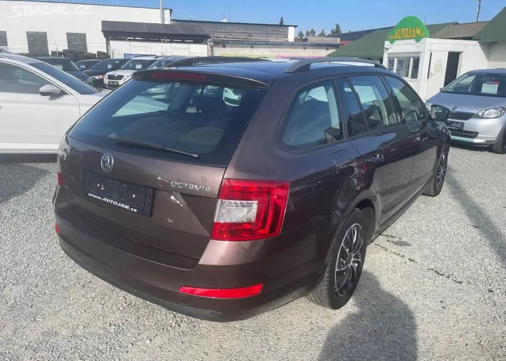 Škoda Octavia 1.2 TSI Ambition benzín manuální - fotka 4