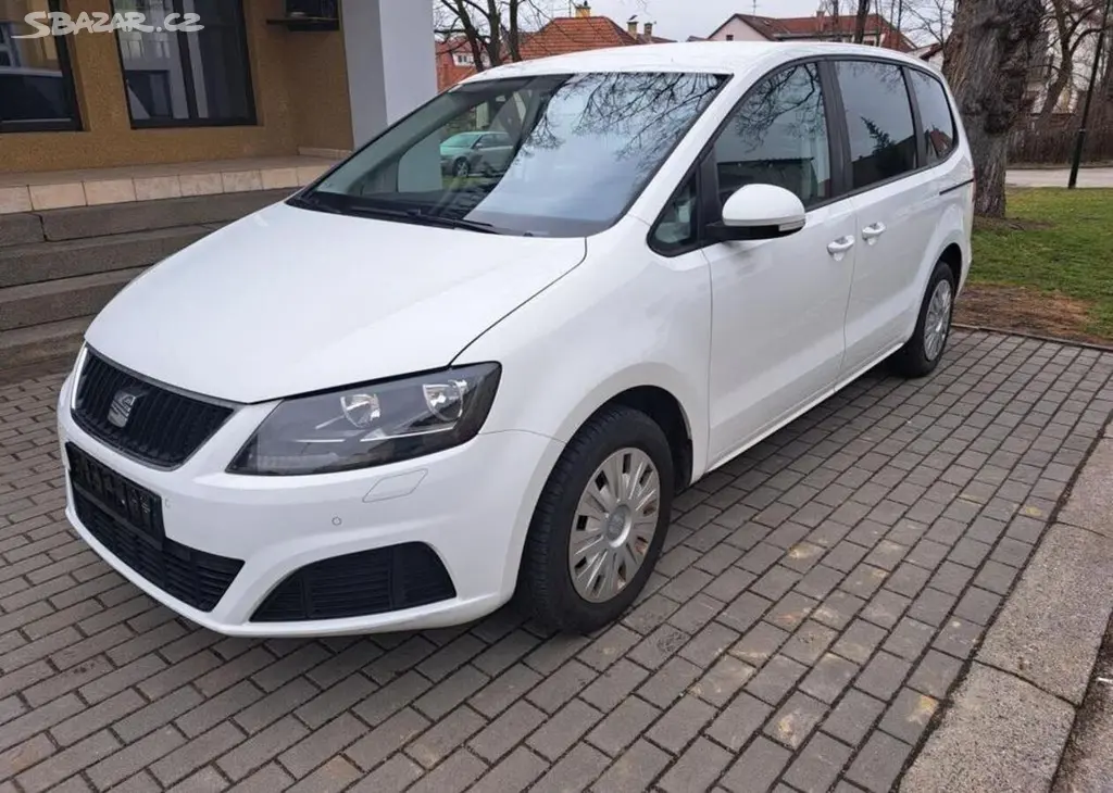 Seat Alhambra 2,0 TDI nafta manuální - fotka 3