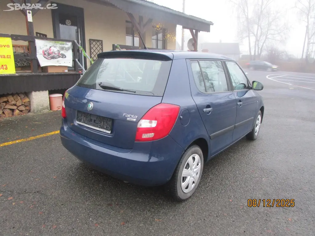 Škoda Fabia II 1,4 benzín 63Kw Tk do 1/2027 - fotka 4