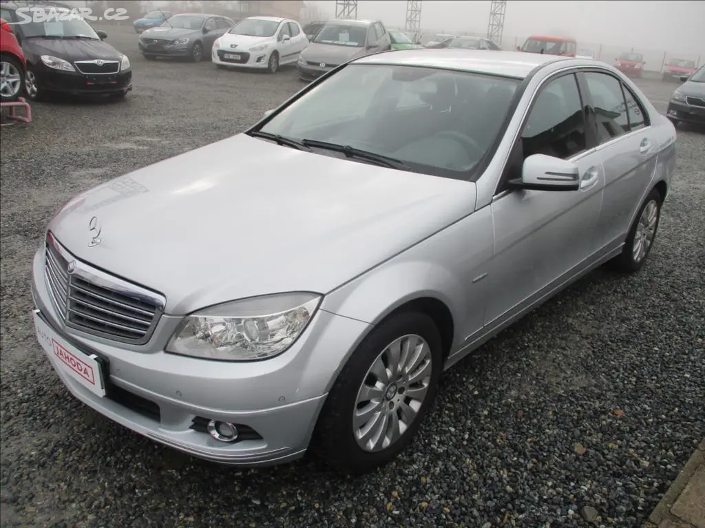 Mercedes-Benz Třídy C, 1,8 C180 K, NAVI, serviska, - fotka 3