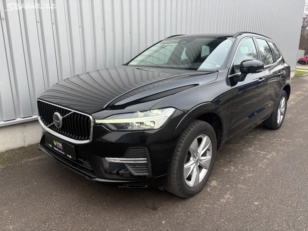 Volvo XC60,2.0B4,4x4,145kW,ČR,DPH,CORE