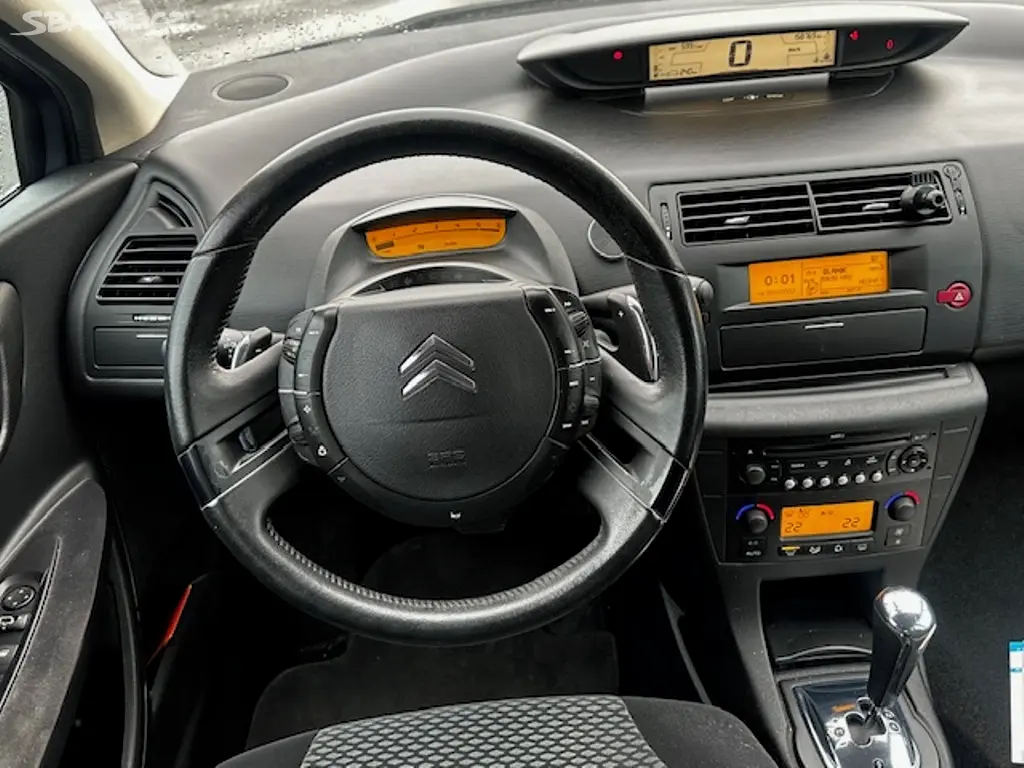 Citroen c4 1.6HDi automat, r.2007, 2.maj. klima - fotka 5