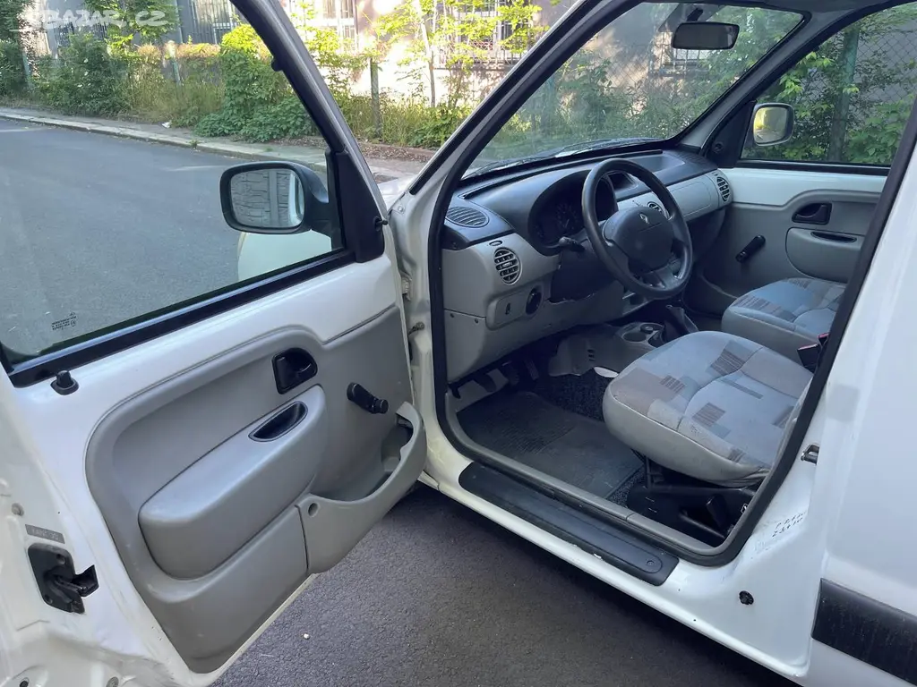 Renault kangoo 1.2i 5míst, na náhradní díly - fotka 5