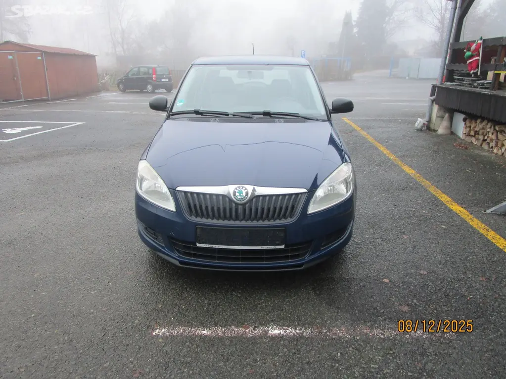 Škoda Fabia II 1,4 benzín 63Kw Tk do 1/2027 - fotka 2