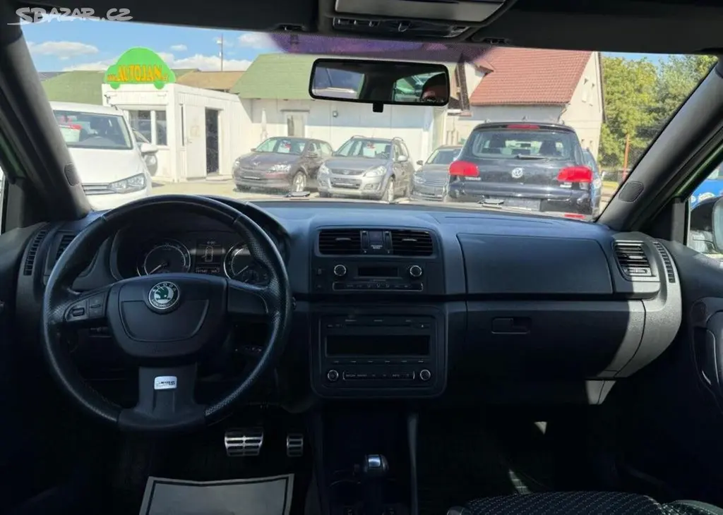 Škoda Fabia 1.4 TSI RS DSG benzín automatická - fotka 5