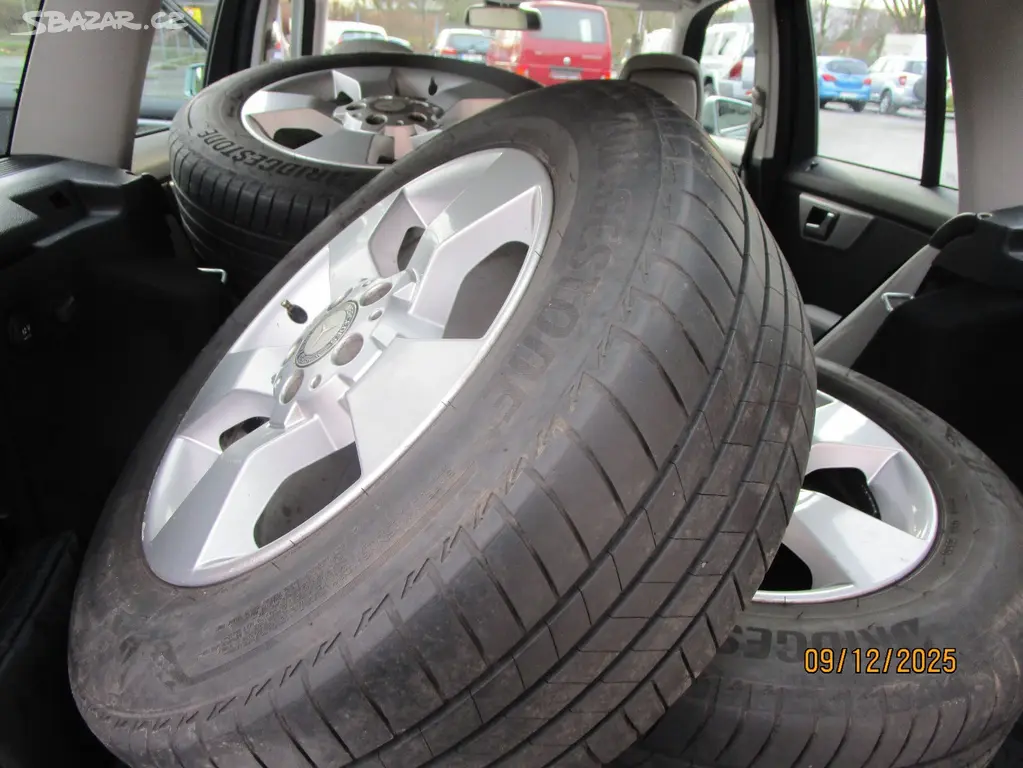 Mercedes-Benz GLK 320 CDI 4Matic TK do 8/2027 - fotka 4