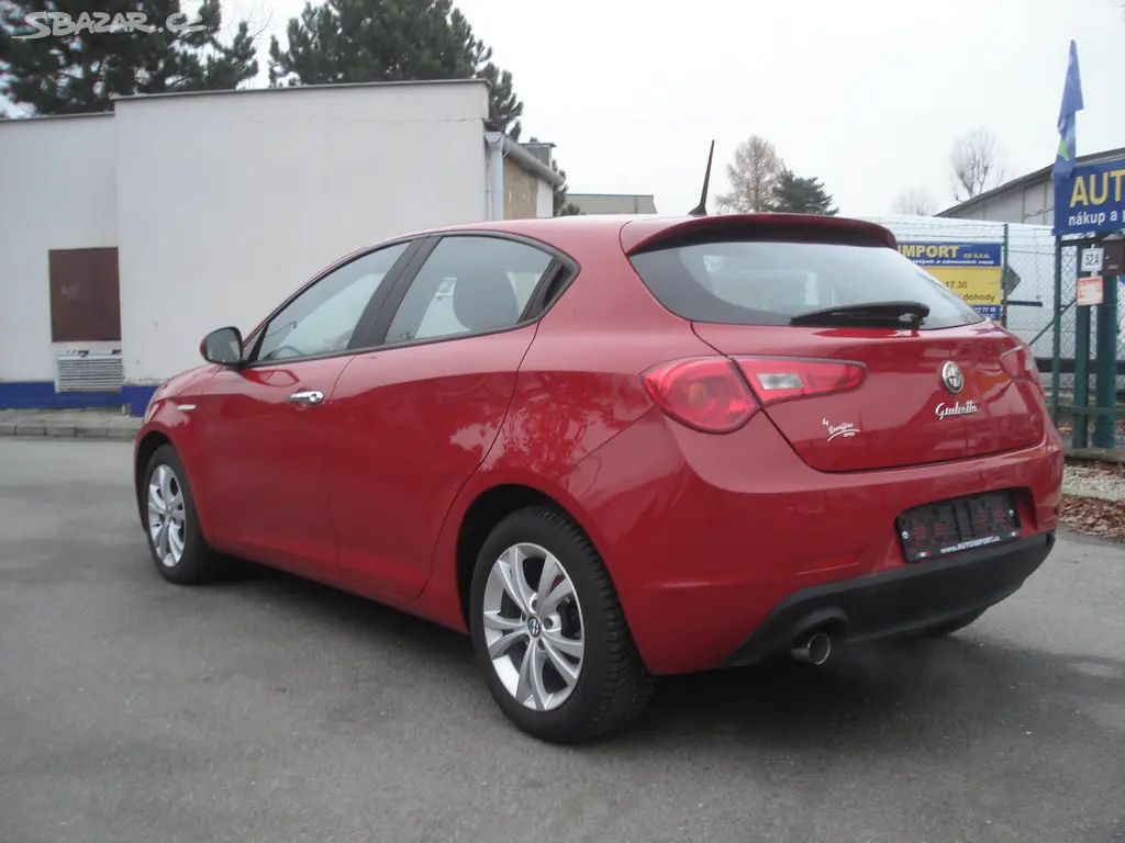 Alfa Romeo Giulietta, 1.6 JTD 88KW - fotka 3