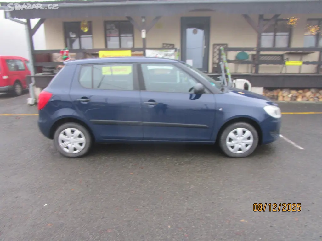 Škoda Fabia II 1,4 benzín 63Kw Tk do 1/2027 - fotka 3